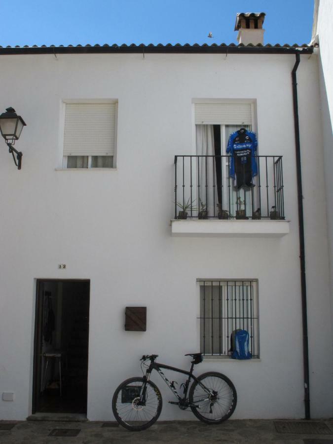 Casadevillaluenga * Villaluenga Del Rosario